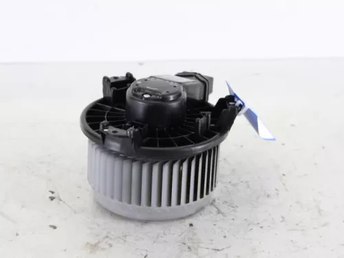 Kachel Ventilatiemotor-7738091