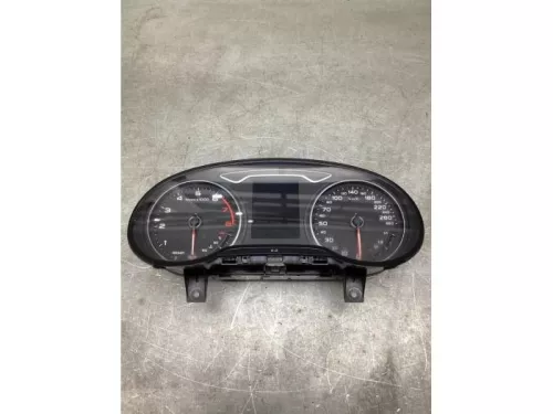 Kilometerteller KM-8240960