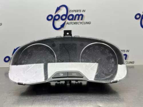 Kilometerteller KM-8264011