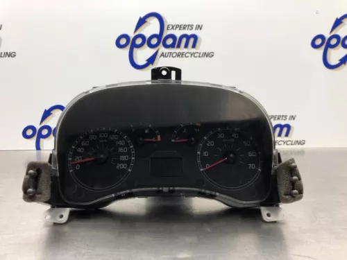 Kilometerteller KM-8244369