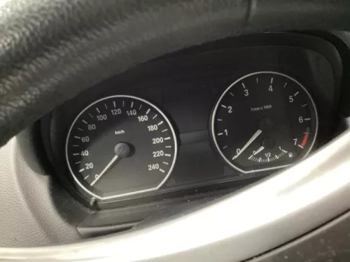 Kilometerteller KM-8221220