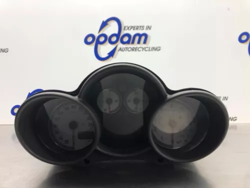 Kilometerteller KM-8175869