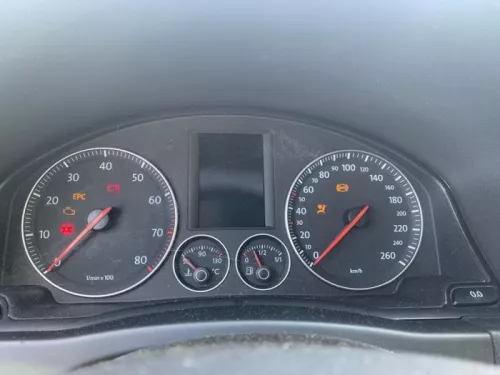 Kilometerteller KM-8203786