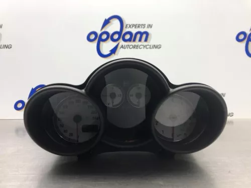 Kilometerteller KM-8242837