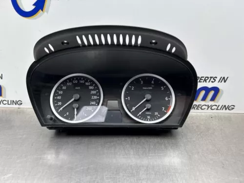 Kilometerteller KM-8206625