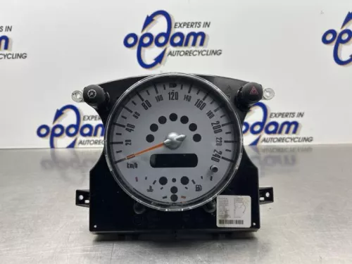 Kilometerteller KM-8273339