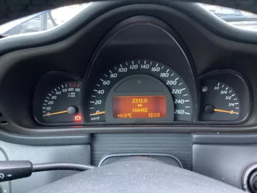 Kilometerteller KM-8143188