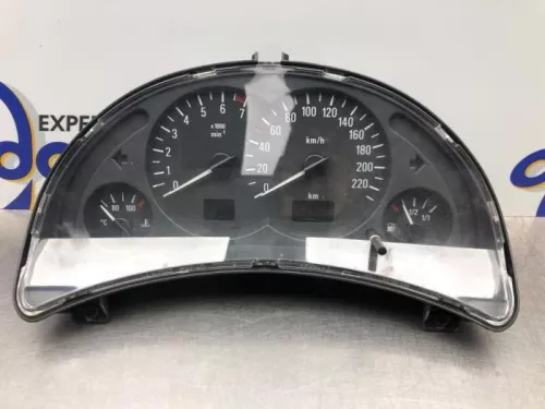 Kilometerteller KM-7876800