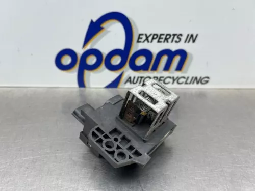 Koelvinweerstand-8315005