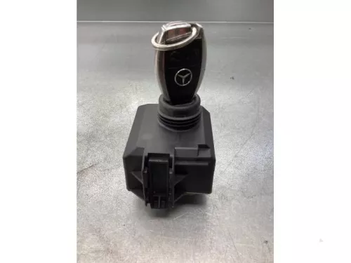 Kontaktslot + computer-5051953