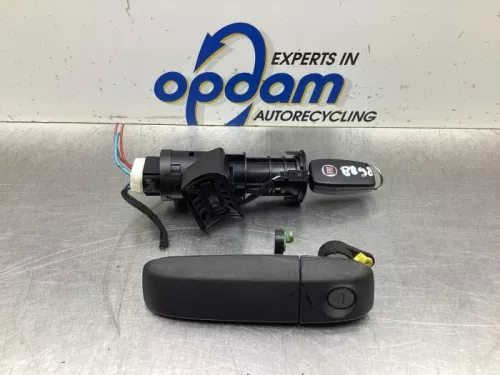 Kontaktslot+Sleutel-8076652