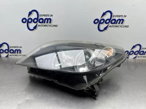 Koplamp links-8317997