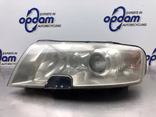 Koplamp links-8254156