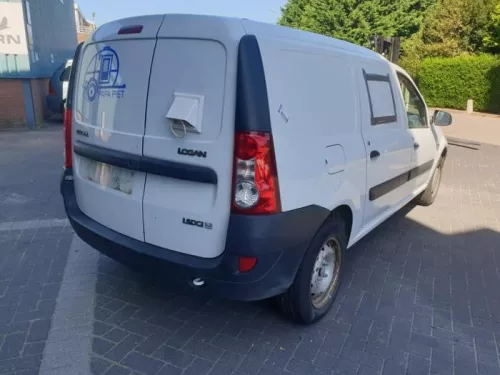 Achterbumper-7841051