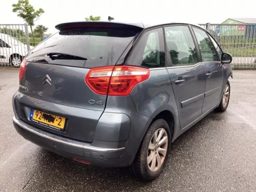 Achterbumper-8195532