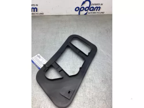 Luchtrooster motorkap rechts-8282811