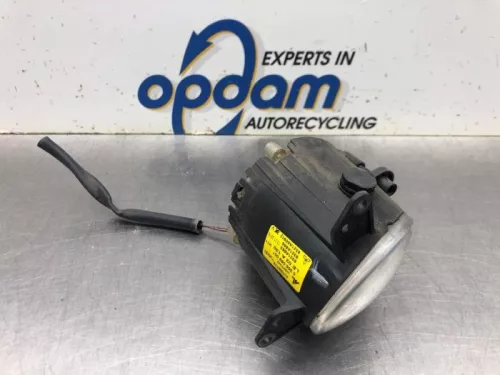 Mistlamp links-voor-8047284