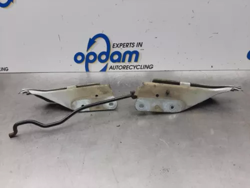 Motorkap Scharnier-7737080