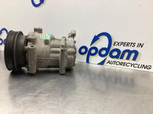 Renault Aircopomp 8200315744 k4ma7