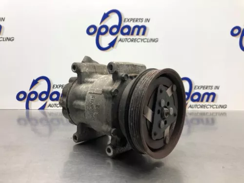 Renault Aircopomp 8200365787 k4jg7