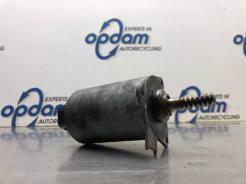 Nokkenas Verstelling-8126851