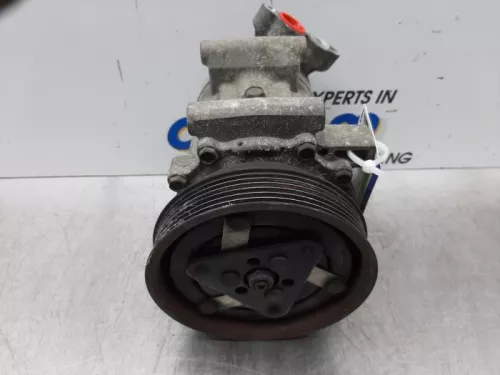 Renault Aircopomp sd6v12 k4md8