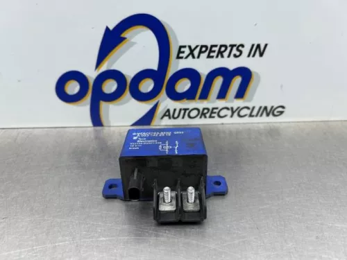 Overspanningsrelais-8238113