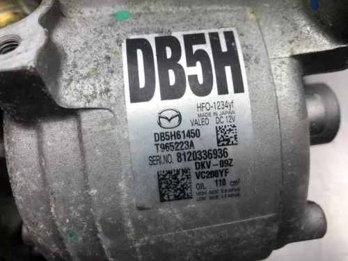 Mazda Aircopomp d09w61450 p5