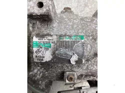 Renault Aircopomp xxxxx k9k770