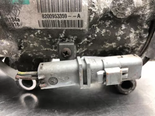 Renault Aircopomp 8200819568 k9k67