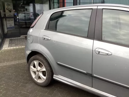 Portier 4Deurs rechts-achter-8127200