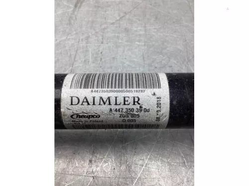 Aandrijfas links-achter Mercedes a4473503900 711680