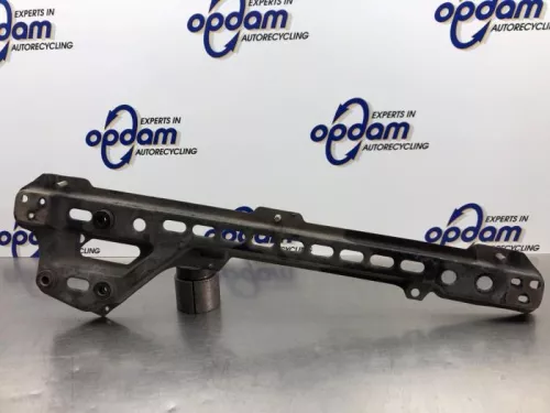 Radiateurbalk-8184844