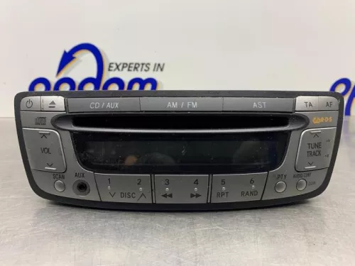 Radio CD Speler-8204439