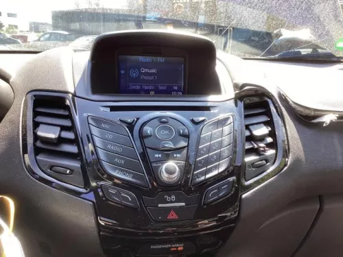 Radio CD Speler-8321354