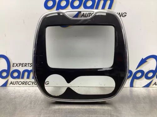 Radio omlijsting-8010216