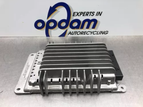 Radio versterker-8242847