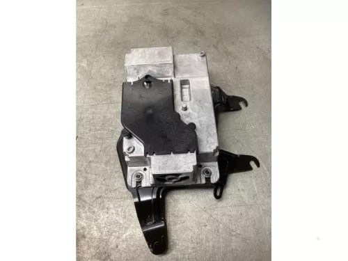 Radio versterker-8144350