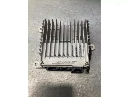 Radio versterker-7848809