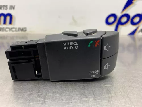 Radiobediening Stuur-8120736