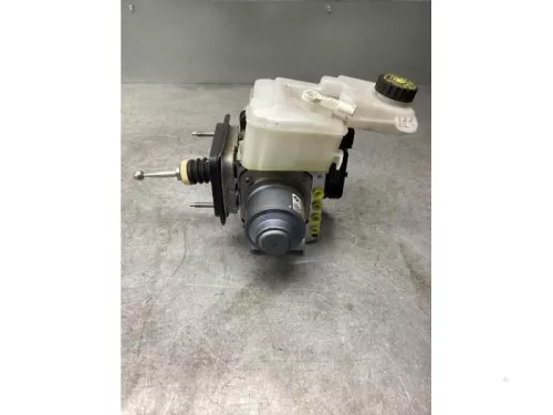 Rembekrachtiger-8095806