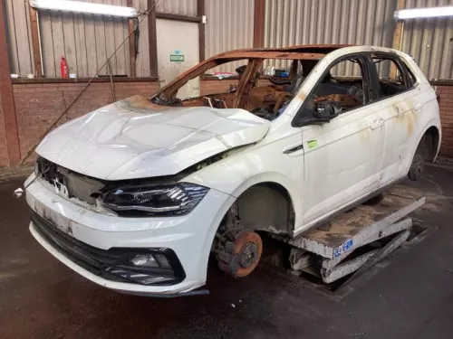 Aandrijfas links-voor Volkswagen 2q0407271f rul