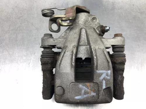 Remklauw (Tang) rechts-achter-7850883