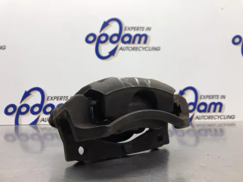 Remklauw (Tang) rechts-voor-8139102