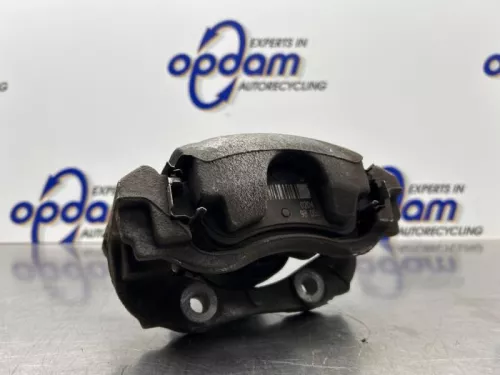 Remklauw (Tang) rechts-voor-8184557