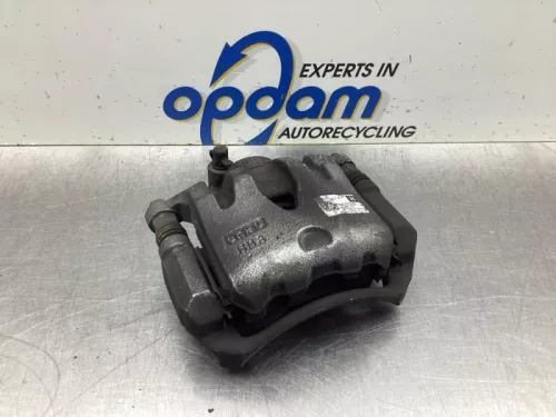 Remklauw (Tang) rechts-voor-8036963