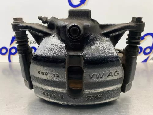 Remklauw (Tang) rechts-voor-8203016