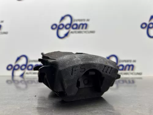 Remklauw (Tang) rechts-voor-8210217