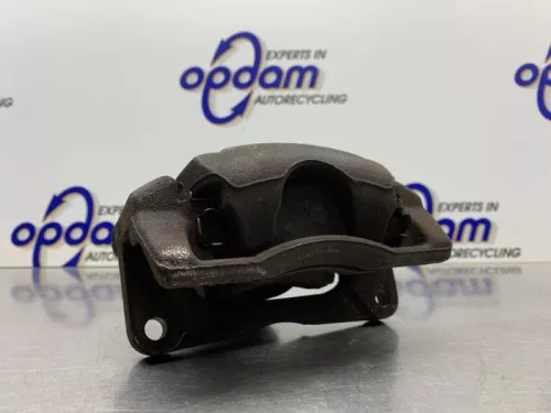 Remklauw (Tang) rechts-voor-8202986