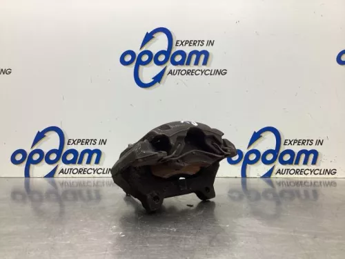 Remklauw (Tang) rechts-voor-8095625